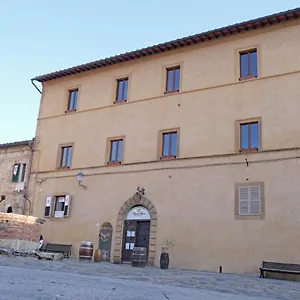 https://rooms-and-wine-al-castello.it-tuscanyhotel.com